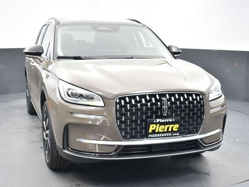 New 2025 Lincoln Corsair Reserve image 6