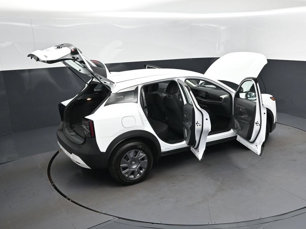 Used 2025 Nissan Kicks S AWD/4WD image 49