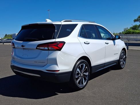 Certified 2024 Chevrolet Equinox Premier AWD/4WD image 6