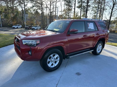 Used 2018 Toyota 4Runner SR5 Premium image 5