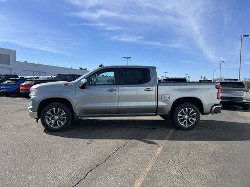 New 2026 Chevrolet Silverado 1500 LT w/ Z71 Off-Road Package image 2