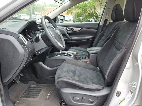 Used 2014 Nissan Rogue SV w/ SV Moonroof Package FWD image 10