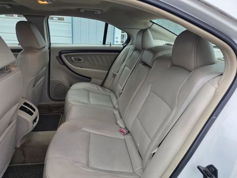 Used 2011 Ford Taurus Limited w/ 301A Rapid Spec Order Code image 16