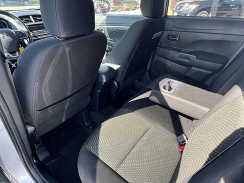 Used 2016 Mitsubishi Outlander Sport ES image 10