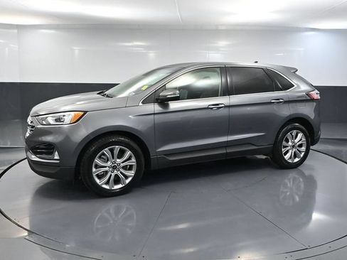 Used 2024 Ford Edge Titanium AWD/4WD image 10