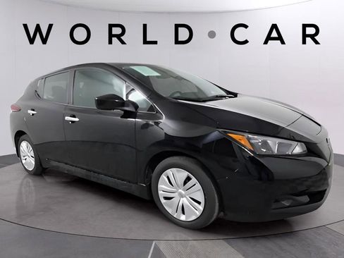 Used 2025 Nissan Leaf S FWD image 1