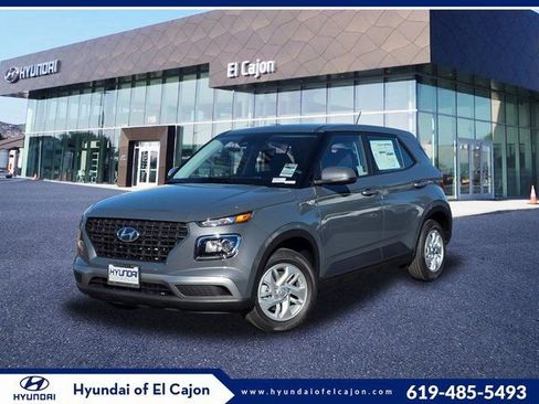 New 2026 Hyundai Venue SE image 1