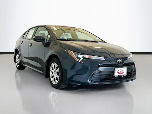 New 2026 Toyota Corolla LE FWD image 3