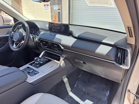 Used 2024 MAZDA CX-90 3.3 Turbo w/ Preferred Package AWD/4WD image 14