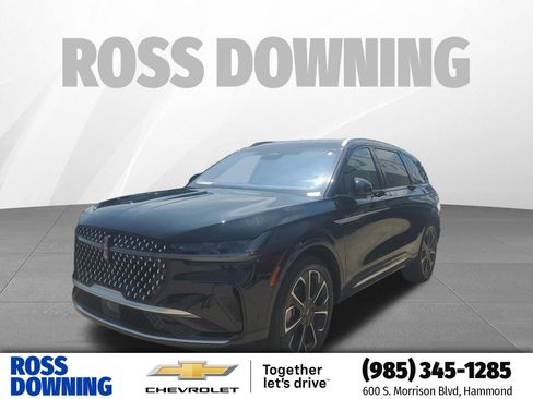 Used 2024 Lincoln Nautilus Reserve w/ Equipment Group 202A AWD/4WD image 1