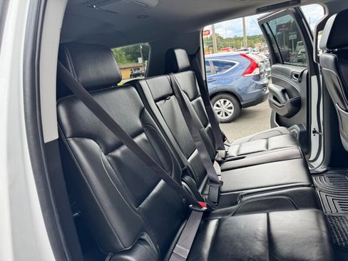Used 2015 Chevrolet Suburban LT image 42