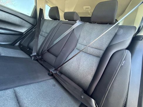 Used 2024 Nissan Rogue SV image 14