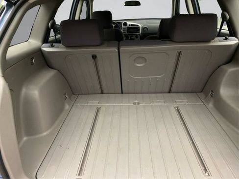 Used 2006 Toyota Matrix AWD image 14