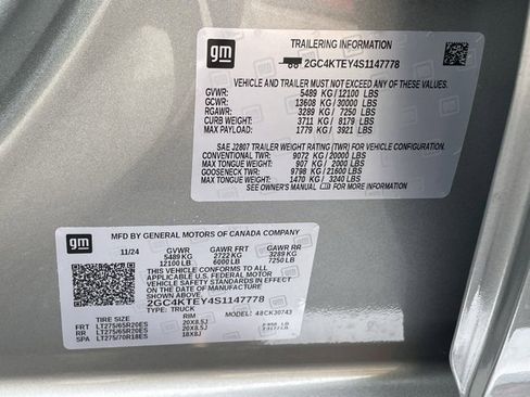 Certified 2025 Chevrolet Silverado 3500 LT w/ All Star Edition image 11