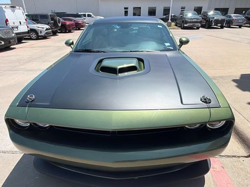 Used 2020 Dodge Challenger R/T Scat Pack RWD image 3