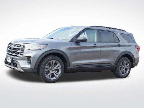 New 2026 Ford Explorer Active AWD/4WD image 8