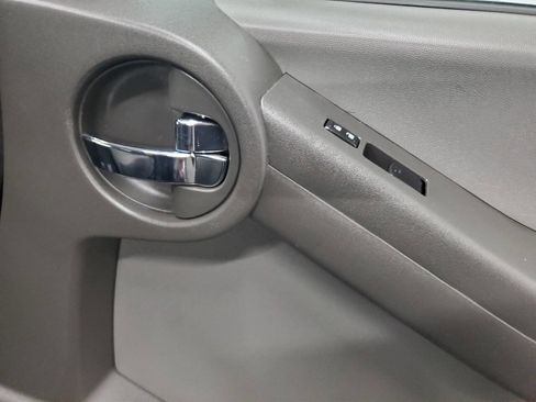 Used 2011 Nissan Xterra S image 16