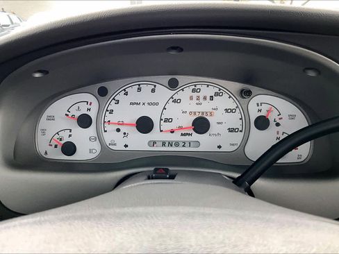 Used 2002 Ford Explorer Sport Trac 2WD image 24