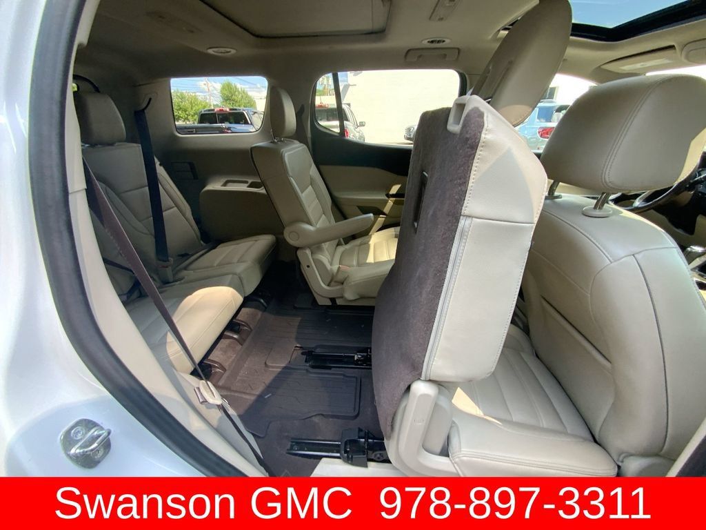 Certified 2019 GMC Acadia Denali w/ Technology Package AWD/4WD image 33