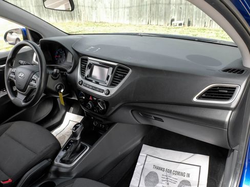 Used 2020 Hyundai Accent SE w/ Cargo Package image 18