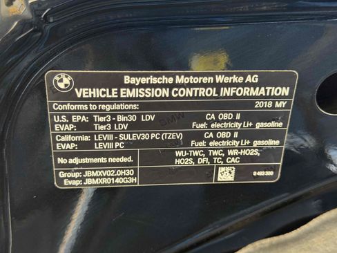 Used 2018 BMW 530e w/ Premium Package 2 RWD image 33