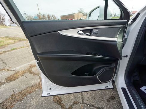 Used 2016 Lincoln MKX Premiere image 16