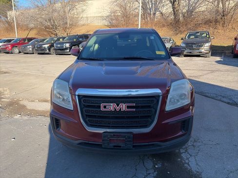 Used 2017 GMC Terrain SLE image 2