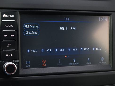 Used 2019 Nissan Versa SV FWD image 29