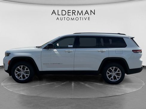 Used 2022 Jeep Grand Cherokee L Limited AWD/4WD image 2