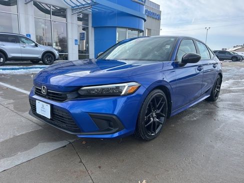 Certified 2023 Honda Civic Sport image 3
