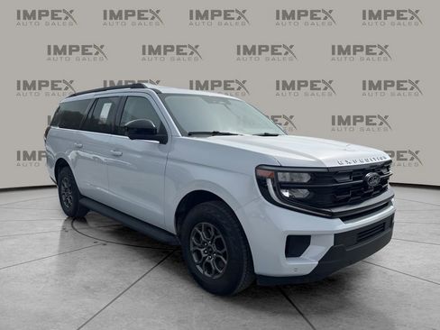 Used 2025 Ford Expedition Max Active image 7