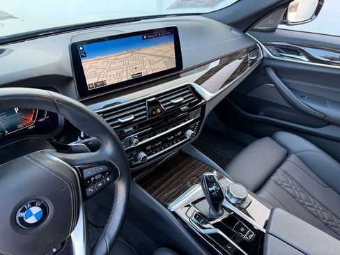 Certified 2023 BMW 530i xDrive w/ Premium Package image 29