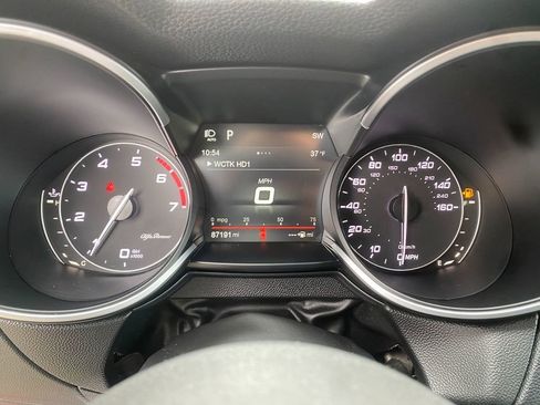 Used 2018 Alfa Romeo Stelvio Ti Sport image 18