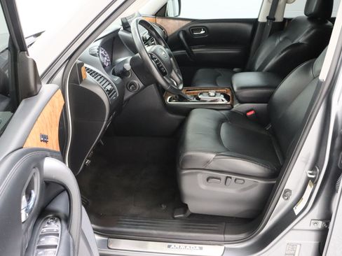Used 2021 Nissan Armada SL w/ Captain's Chairs Package RWD image 14