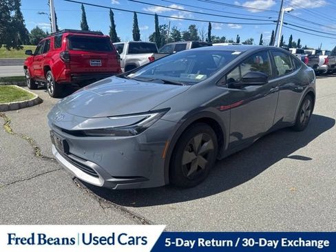 Used 2024 Toyota Prius Prime FWD image 23