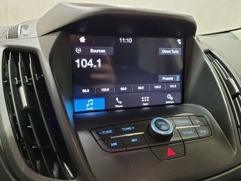 Used 2018 Ford Escape SEL w/ Ford Safe & Smart Package image 34