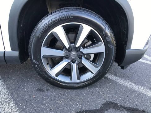 Used 2023 Honda Pilot Elite image 5