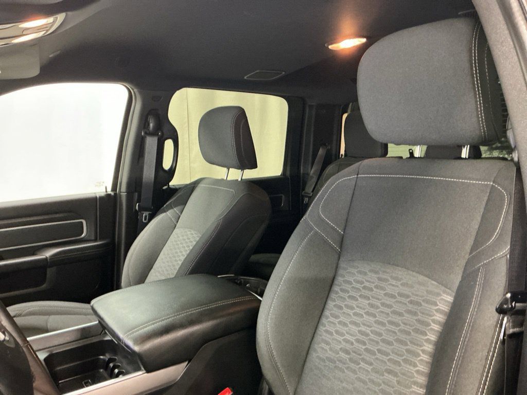 Used 2025 RAM 2500 Big Horn AWD/4WD image 19