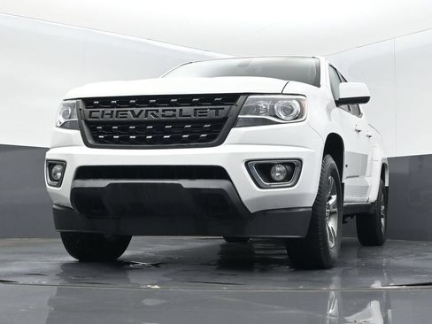 Used 2019 Chevrolet Colorado Z71 AWD/4WD image 11
