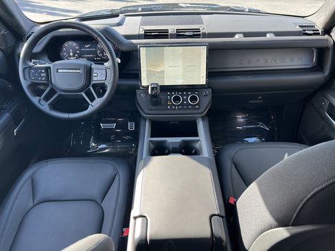 New 2026 Land Rover Defender 130 V8 AWD/4WD image 19