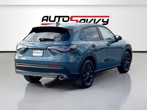 Used 2025 Honda HR-V Sport image 7
