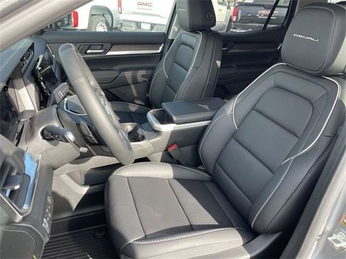 New 2026 GMC Terrain Denali w/ LPO, Floor Liner Package image 11