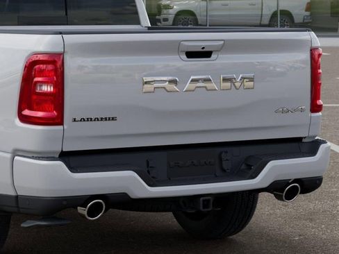 New 2026 RAM 1500 Laramie AWD/4WD image 13