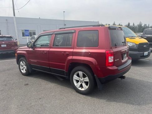 Used 2012 Jeep Patriot Latitude w/ Trailer Tow Prep Group AWD/4WD image 8