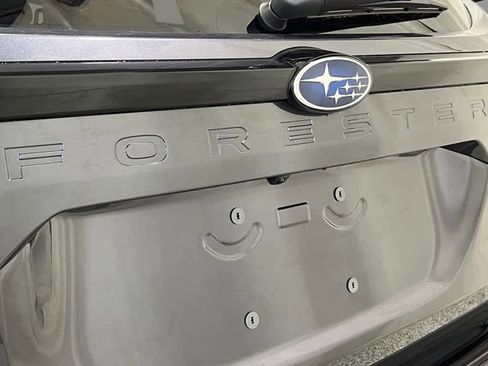 New 2025 Subaru Forester Touring image 9