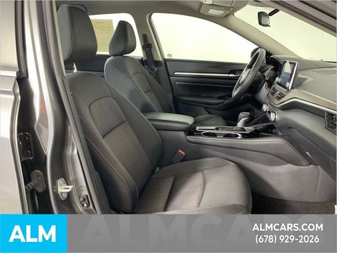 Used 2023 Nissan Altima 2.5 SV image 36
