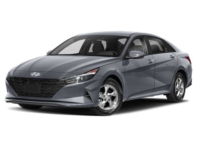 Used 2022 Hyundai Elantra SE w/ Cargo Package
