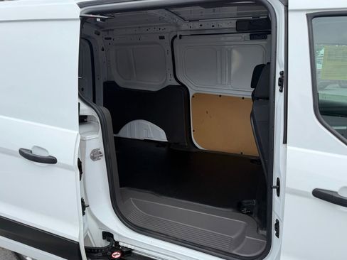 Used 2022 Ford Transit Connect XLT FWD image 31