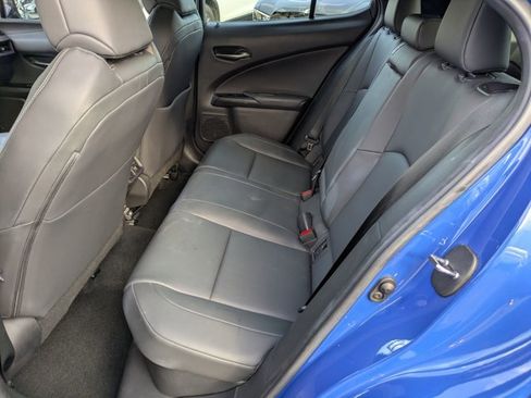 Used 2022 Lexus UX 250h image 19