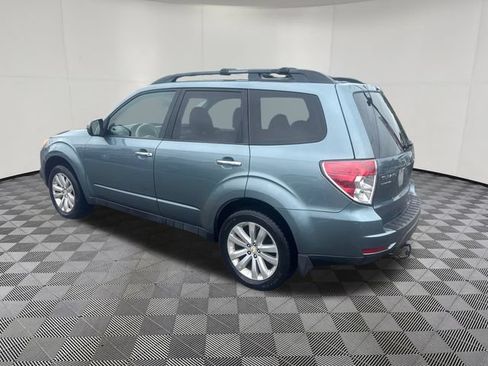Used 2012 Subaru Forester 2.5X Premium w/ All-Weather Pkg AWD/4WD image 3